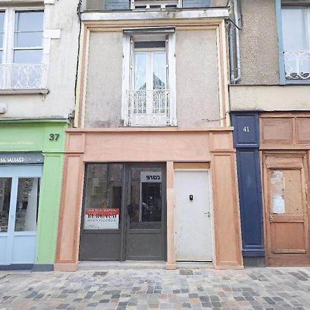 Spacieux T3 Lumineux Dans Quartier Historique Avec Wifi Redon Luaran gambar