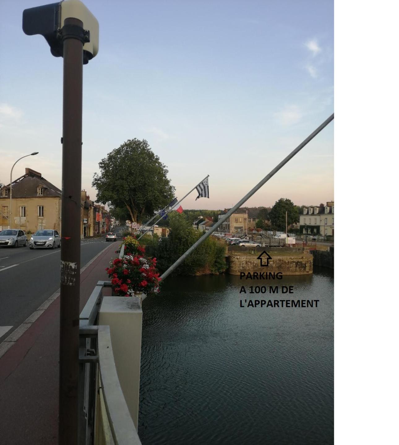 Spacieux T3 Lumineux Dans Quartier Historique Avec Wifi Redon Luaran gambar